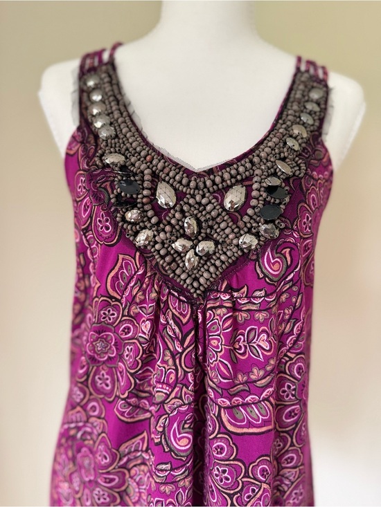 Fresh Brewed Tops - Vintage Y2K Tank Embellished Floral V-Neck Top Magenta Fresh Brewed Beaded M